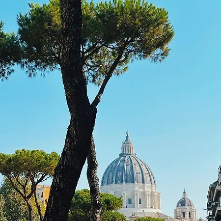 Apartment Vatican House Center *